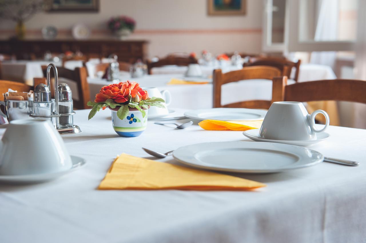 Hotel Paradiso 巴多利诺 外观 照片