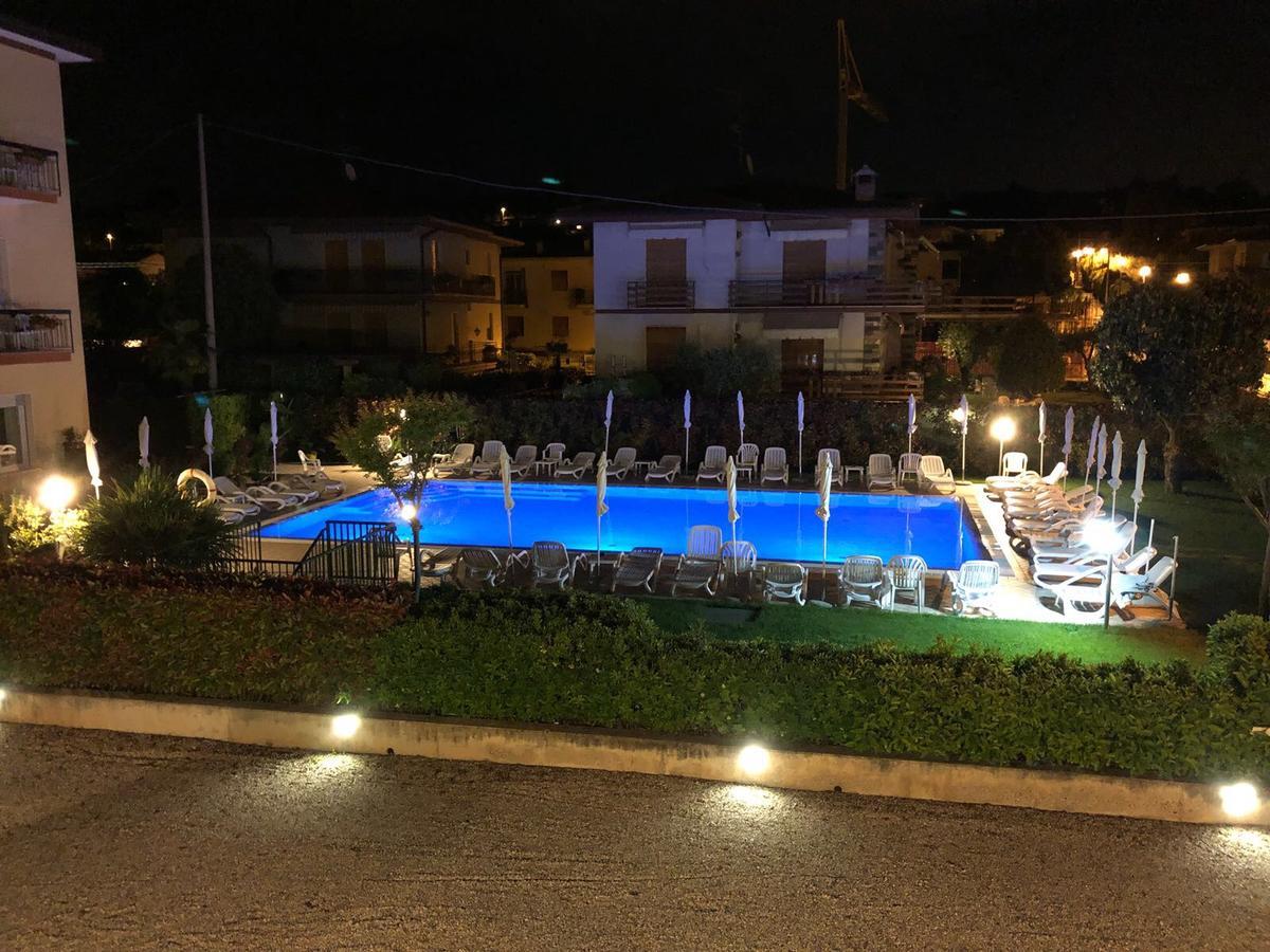 Hotel Paradiso 巴多利诺 外观 照片