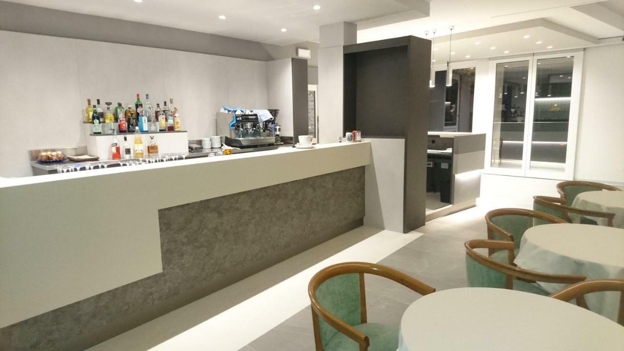 Hotel Paradiso 巴多利诺 外观 照片
